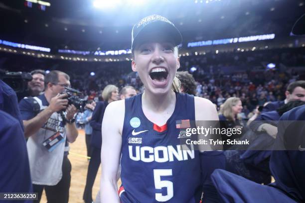 Paige Rounding 2,602 Paige Bueckers Photos & High Res Pictures - Getty Images