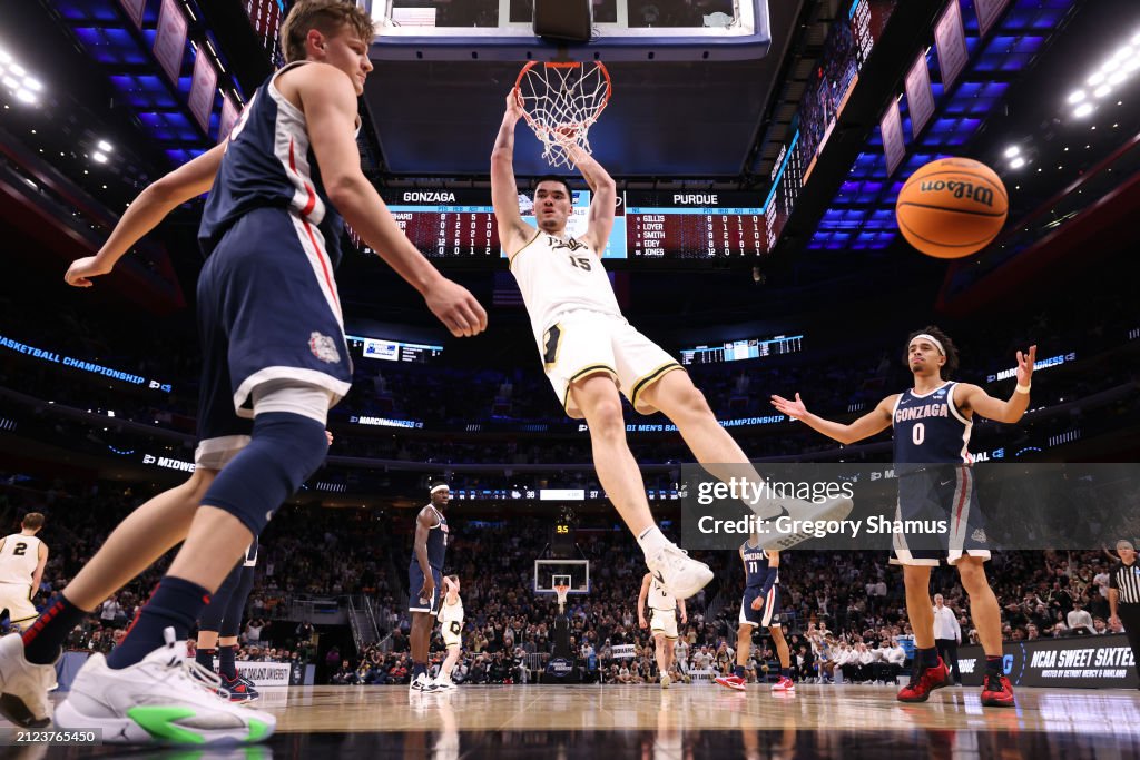 Gonzaga v Purdue