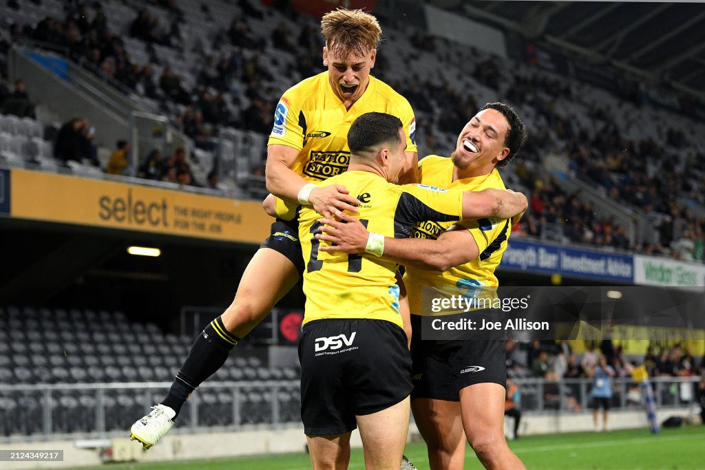 Super Rugby Pacific Rd 6 - Highlanders v Hurricanes