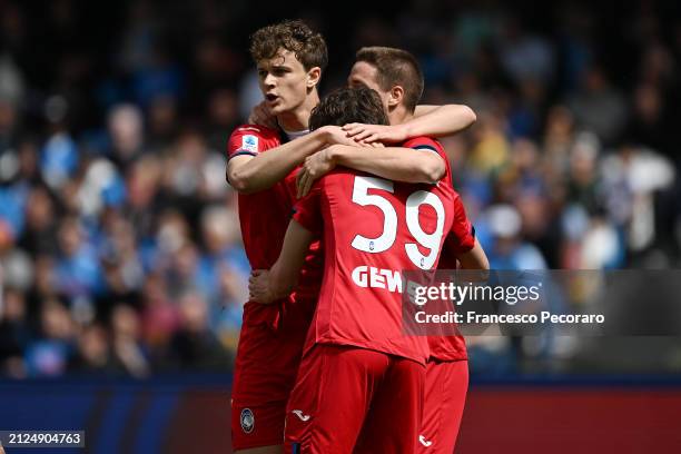 Aleksey Miranchuk of Atalanta BC celebrates after scoring his side first goal during the Serie A TIM match between SSC Napoli and Atalanta BC at...