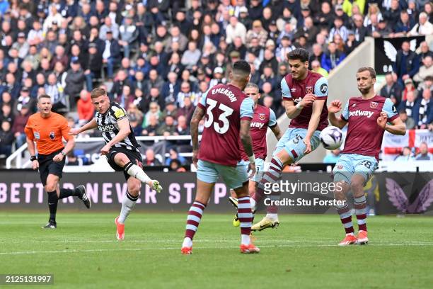 Harvey Barnes of Newcastle United scores his team's fourth goal during the Premier League match between Newcastle United and West Ham United at St....