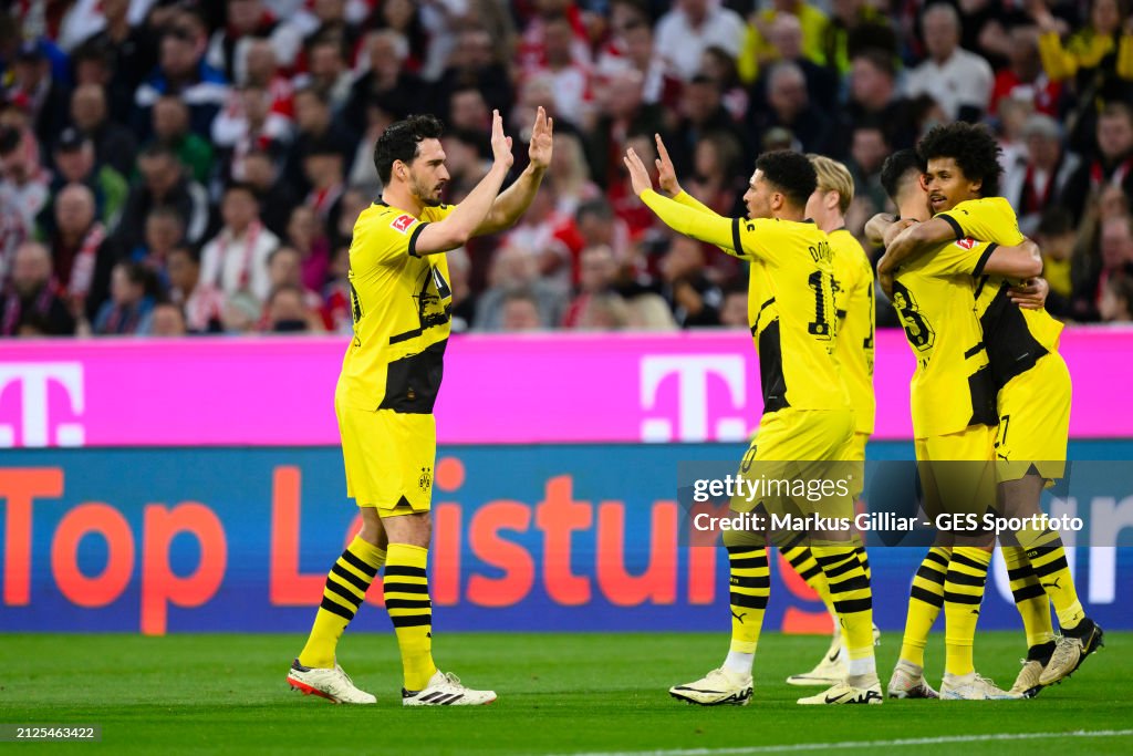 FC Bayern München v Borussia Dortmund - Bundesliga