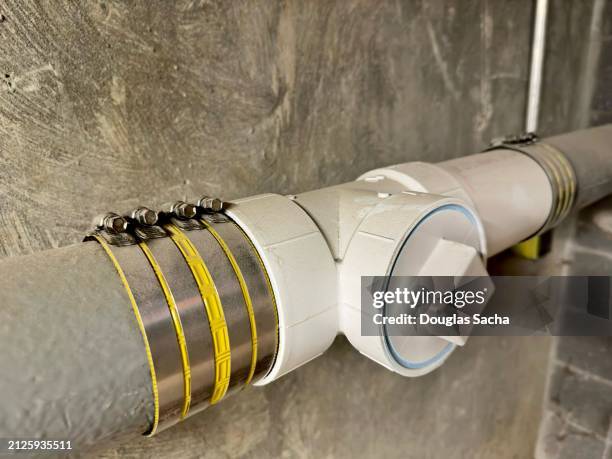 Coupling Clean Out Fluid Coupling Photos and Premium High Res Pictures - Getty Images