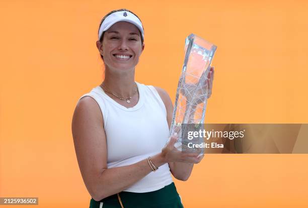 Danielle Collins of the United States poses with the trophy after she defeated Elena Rybakina of Kazakhstan during the Women's Final at Hard Rock...