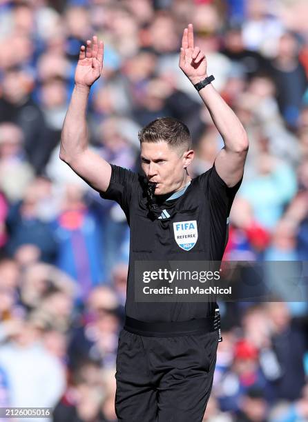 Match referee David Dickinson is seen during the Cinch Scottish Premiership match between Rangers FC and Hibernian FC at Ibrox Stadium on March 30,...