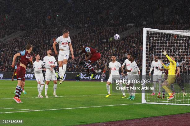 Kurt Zouma of West Ham United scores a goal to make it 1-1 during the Premier League match between West Ham United and Tottenham Hotspur at London...