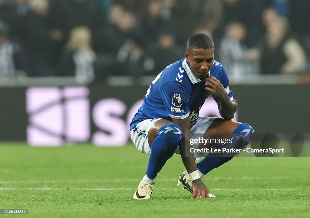 Newcastle United v Everton FC - Premier League