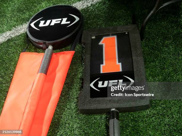 Flat Rectangular Soccer Field Markers - Set Of 10 White Training Cones With Mesh Bag