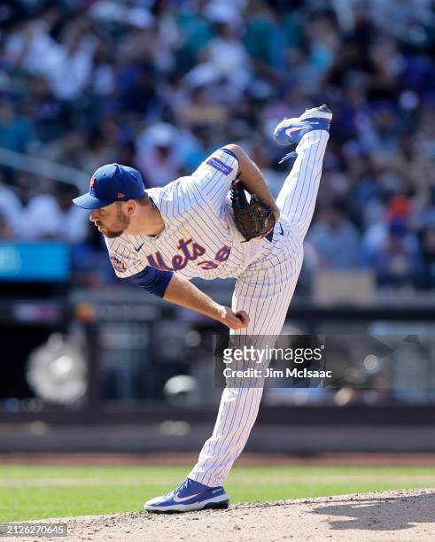 Tylor Megill of the New York Mets in action against the Seattle Mariners at Citi Field on September 03, 2023 in New York City. The Mets defeated the...