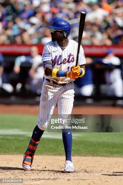 Ronny Mauricio of the New York Mets in action against the Seattle Mariners at Citi Field on September 03, 2023 in New York City. The Mets defeated...