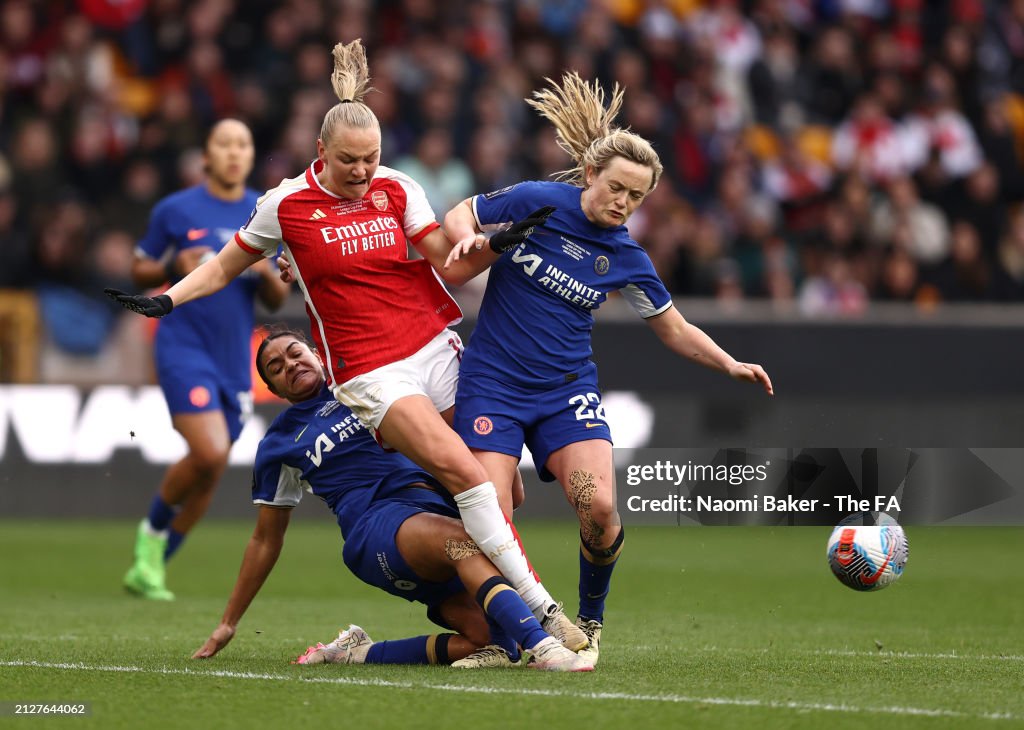 Arsenal v Chelsea - FA Women's Continental Tyres League Cup Final