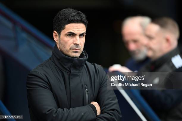 Mikel Arteta, Manager of Arsenal, looks on prior to the Premier League match between Manchester City and Arsenal FC at Etihad Stadium on March 31,...