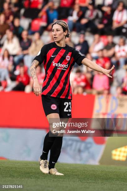 Sara Doorsoun-Khajeh of Eintracht Frankfurt during the Women's DFB Cup semifinal match between FC Bayern München and Eintracht Frankfurt at FC Bayern...