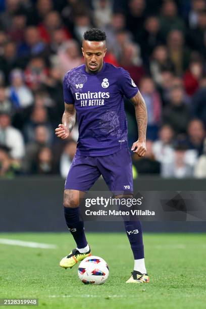 Eder Militao of Real Madrid passes the ball during the LaLiga EA Sports match between Real Madrid CF and Athletic Club at Estadio Santiago Bernabeu...