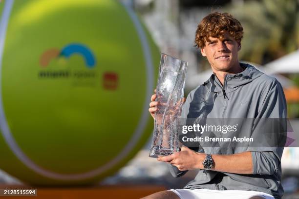 Jannik Sinner of Italy poses with the Miami Open men's trophy at Hard Rock Stadium on March 31, 2024 in Miami Gardens, Florida.