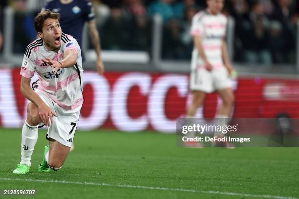 Federico Chiesa of Juventus Fc looks dejected during the Coppa Italia Semi-final match between Juventus FC and SS Lazio at Allianz Stadium on April...