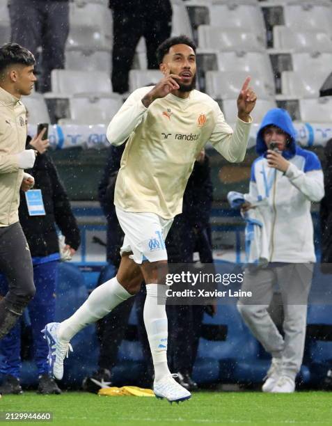 Pierre-Emerick Aubameyang of Marseille reacts during the Ligue 1 Uber Eats match between Olympique de Marseille and Paris Saint-Germain at Orange...