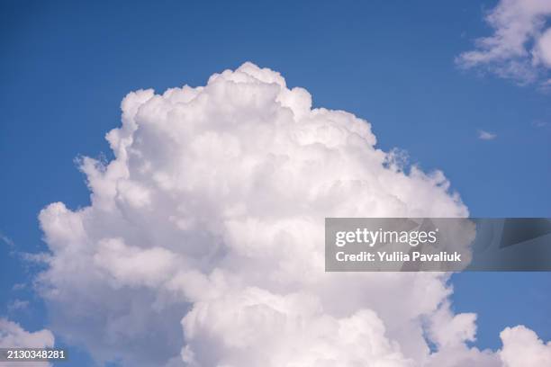 majestic cumulus clouds towering in sky - cumulus cloud stock pictures, royalty-free photos & images