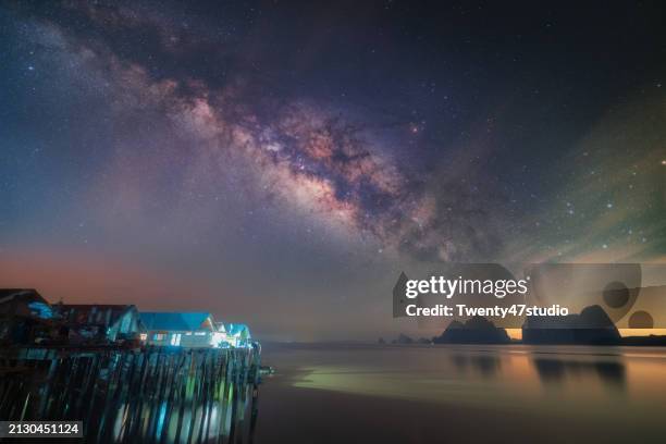 milky way galaxy at panyee island in phang nga bay - andaman sea stock pictures, royalty-free photos & images