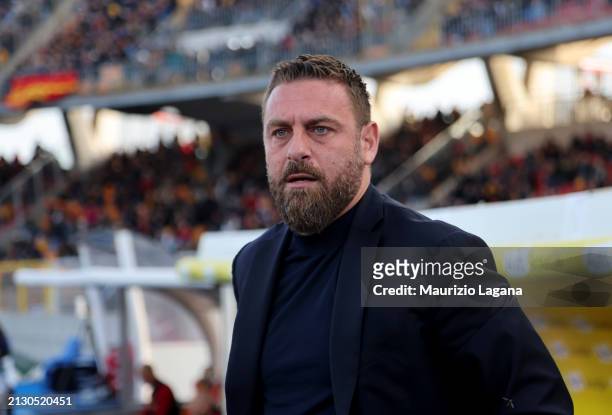 Head coach of Roma Daniele De Rossi looks on prior the Serie A TIM match between US Lecce and AS Roma - Serie A TIM at Stadio Via del Mare on April...