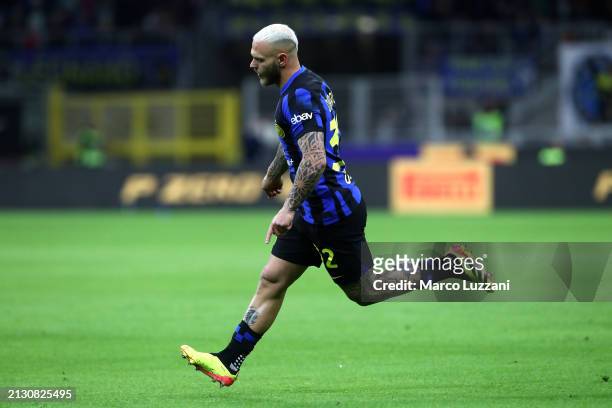 Federico Dimarco of FC Internazionale celebrates scoring his team's first goal during the Serie A TIM match between FC Internazionale and Empoli FC...
