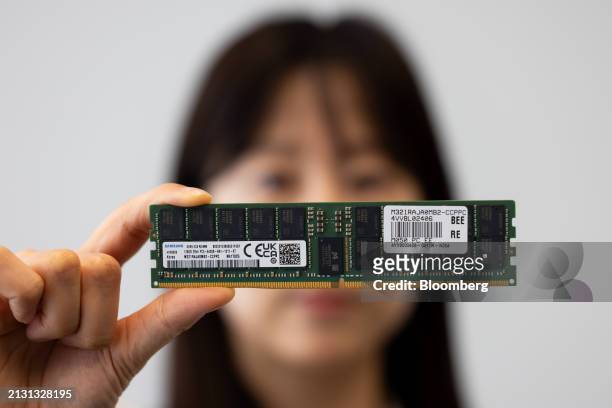 Samsung Electronics Co. 32GB DDR5 128GB RDIMM, high-capacity DDR5 DRAM module, arranged in Seoul, South Korea, on Thursday, April 4, 2024. Samsung's...