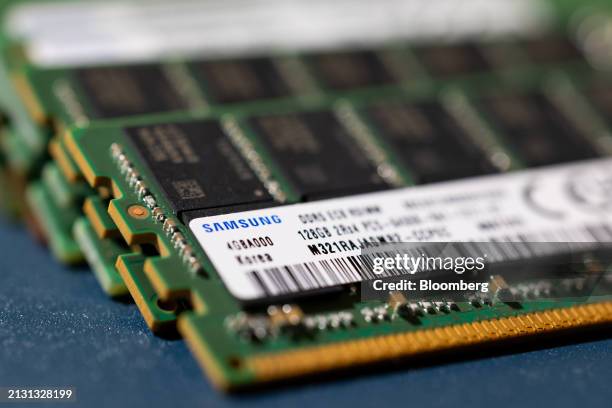 Samsung Electronics Co. 32GB DDR5 128GB RDIMM, high-capacity DDR5 DRAM modules, arranged in Seoul, South Korea, on Thursday, April 4, 2024. Samsung's...