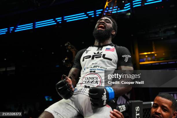 Dimitre 990 Brennan It Photos & High Res Pictures - Getty Images