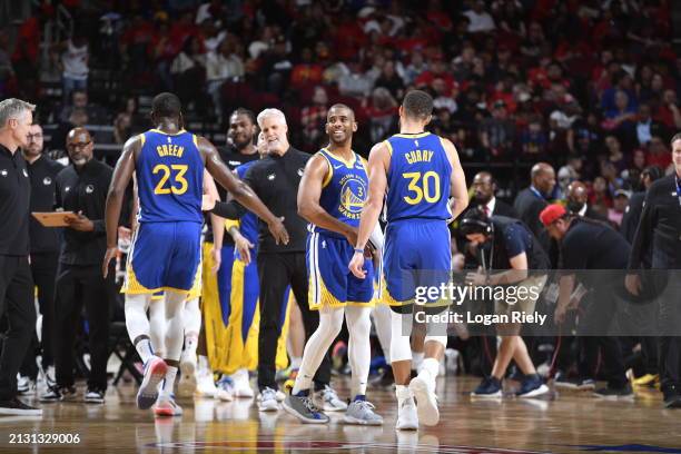 The Golden State Warriors enter a timeout during the game against the Houston Rockets on April 4, 2024 at the Toyota Center in Houston, Texas. NOTE...