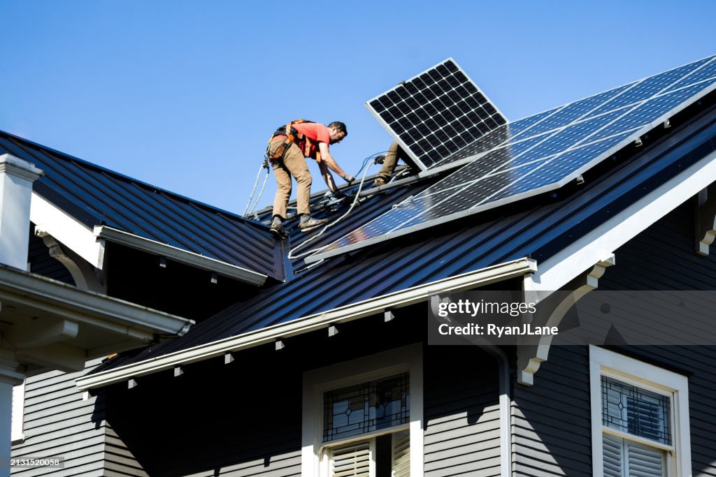 Solar Panel Installation in The Pacific Northwest