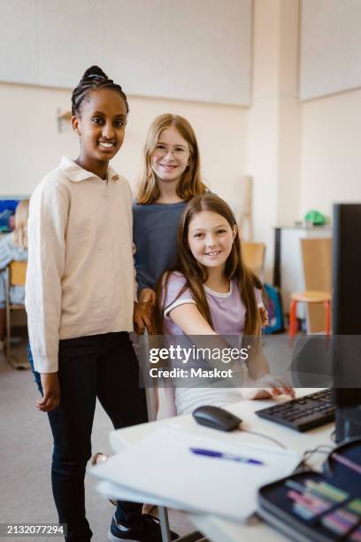 Multicultural Computer Class Computer Training Icon Photos and Premium High Res Pictures - Getty Images