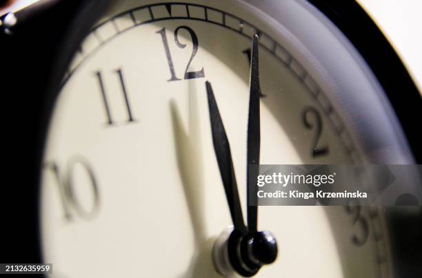 12 o'clock - minute timer stock pictures, royalty-free photos & images