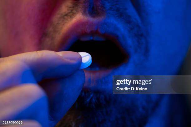 ecstasy - drogmissbruk bildbanksfoton och bilder