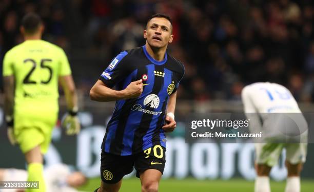 Alexis Sanchez of FC Internazionale celebrates scoring his team's second goal during the Serie A TIM match between FC Internazionale and Empoli FC at...