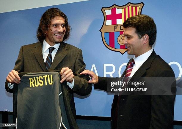 387 Goalkeeper Rustu Recber Stock Photos, High-Res Pictures, and Images ...