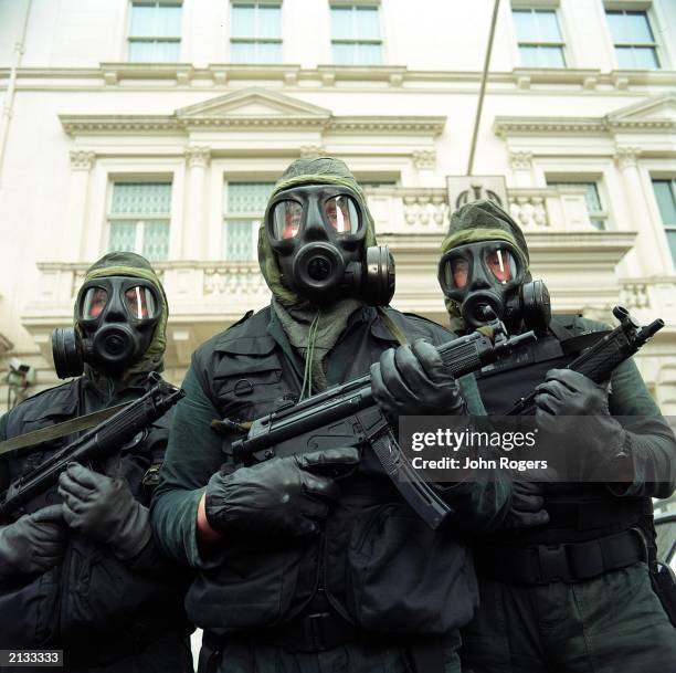 Serving members of the Elite SAS regiment in a reconstruction filmed at a cememnt works in Hertfordshire, UK, for a drama programme based on the...