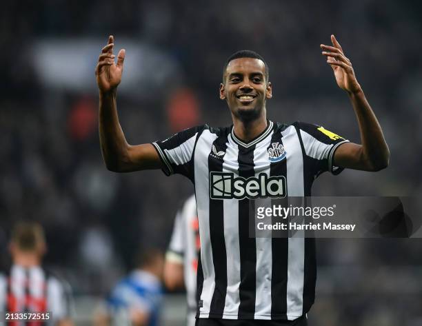Alexander Isak of Newcastle United celebrates after scoring the opening goal during the Premier League match between Newcastle United and Everton FC...