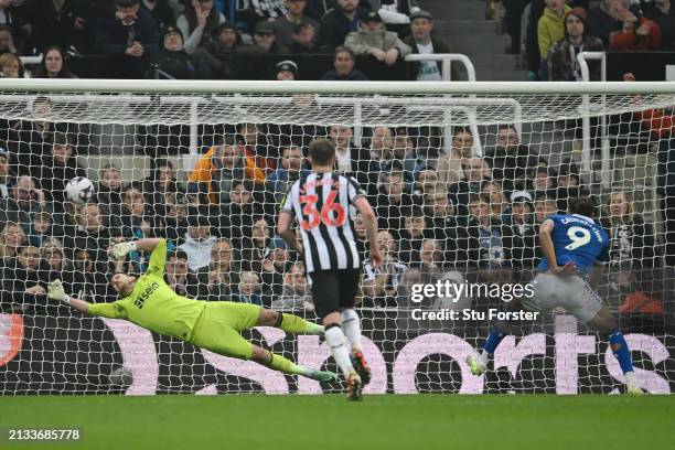 Martin Dubravka of Newcastle United fails to save a penalty kick from Dominic Calvert-Lewin of Everton, resulting in Everton's first goal during the...