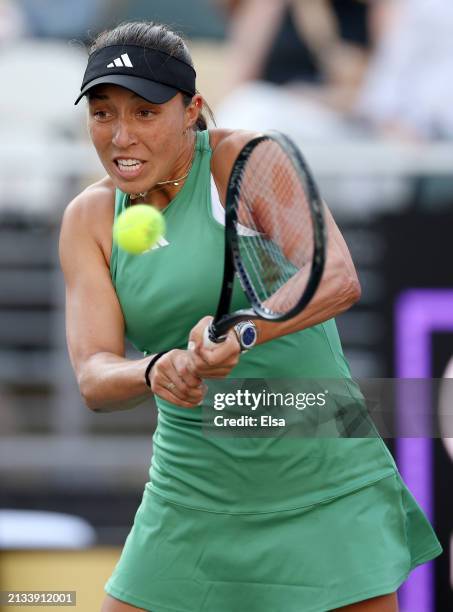 Jessica Pegula of the United States returns a shot to Amanda Anisimova of the United States on Day 2 of the WTA 500 Credit One Charleston Open 2024...