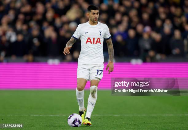 Cristian Romero of Tottenham Hotspur on the ball during the Premier League match between West Ham United and Tottenham Hotspur at London Stadium on...