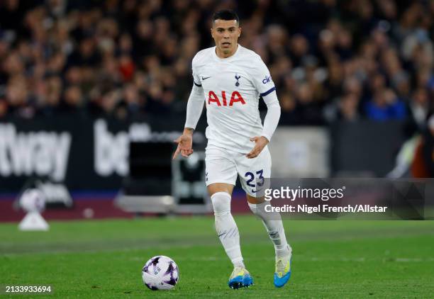 Pedro Porro of Tottenham Hotspur on the ball during the Premier League match between West Ham United and Tottenham Hotspur at London Stadium on April...