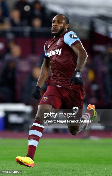 Michail Antonio of West Ham United running during the Premier League match between West Ham United and Tottenham Hotspur at London Stadium on April...