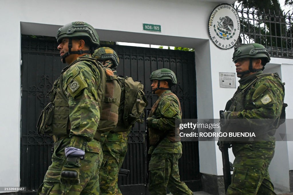 ECUADOR-MEXICO-GOVERNMENT-DIPLOMACY-ELECTION
