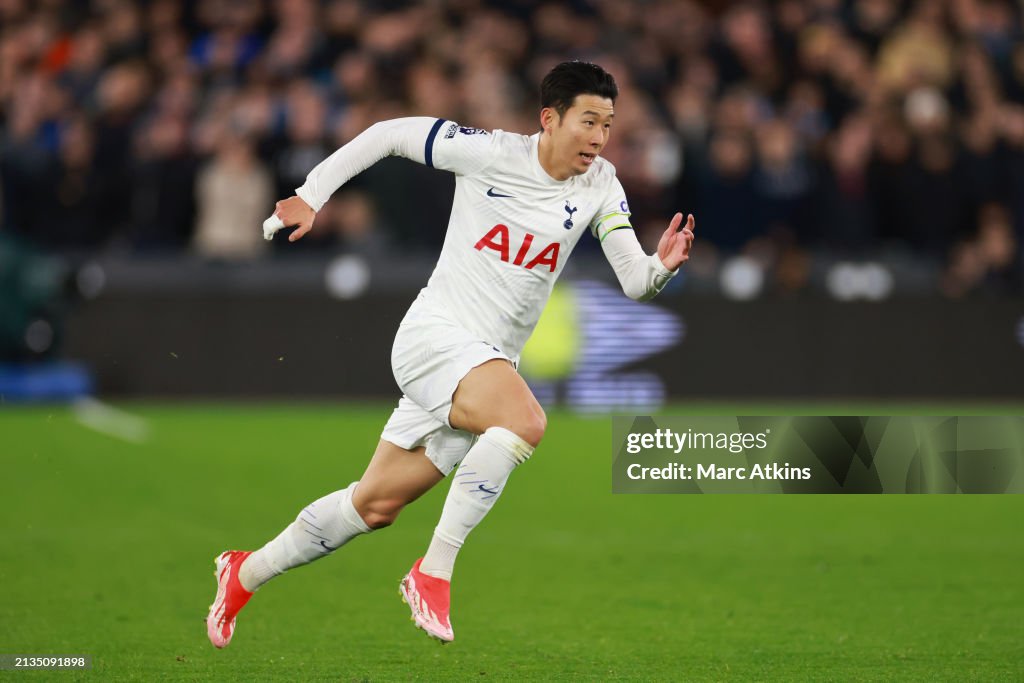 West Ham United v Tottenham Hotspur - Premier League