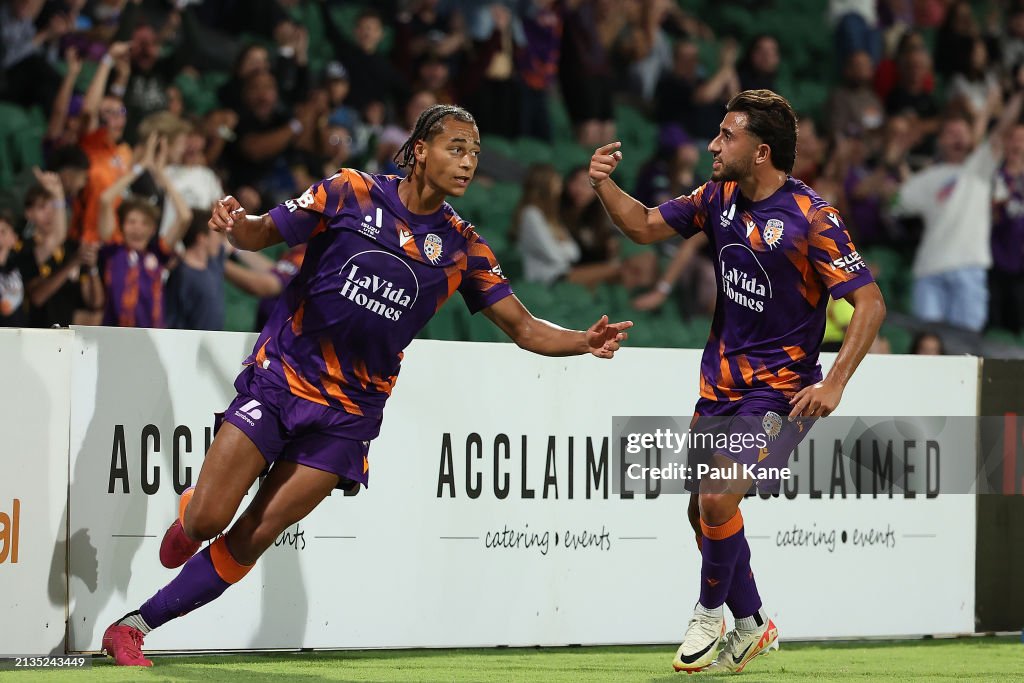 A-League Men Rd 12 - Perth Glory v Sydney FC