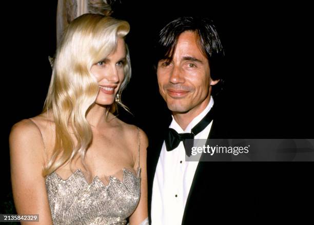 American actress Daryl Hannah and her partner, musician Jackson Browne at the 60th Academy Awards in Los Angeles, California, April 11, 1988.