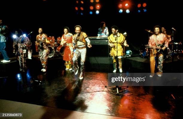 Andrew Woolfolk, Verdine White, Johnny Graham, Maurice White, Larry Dunn, Philip Bailey and Al McKay, of the American band Earth, Wind & Fire,...