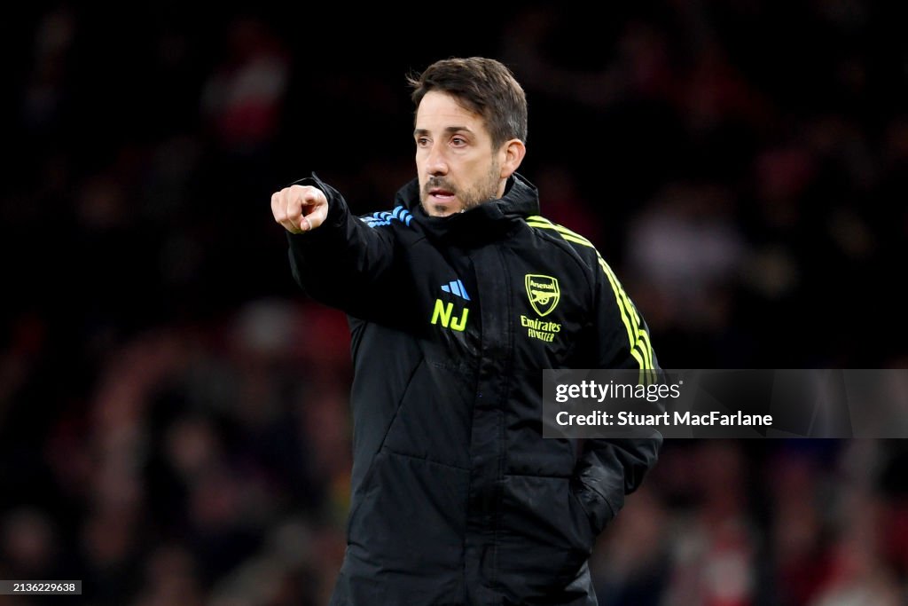 Arsenal FC v Luton Town - Premier League