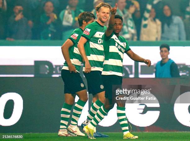 Geny Catamo of Sporting CP celebrates after scoring a goal during the Liga Portugal Betclic match between Sporting CP and SL Benfica at Estadio Jose...