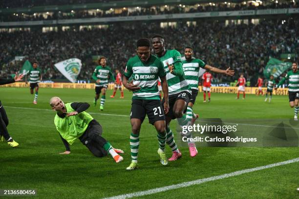 Geny Catamo of Sporting CP celebrates scoring Sporting CP and his second goal during the Liga Portugal Bwin match between Sporting CP and SL Benfica...